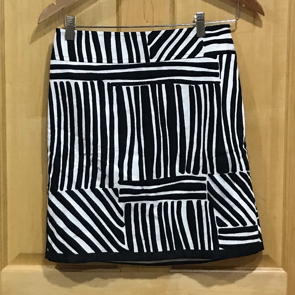 Ann Taylor Black white striped skirt